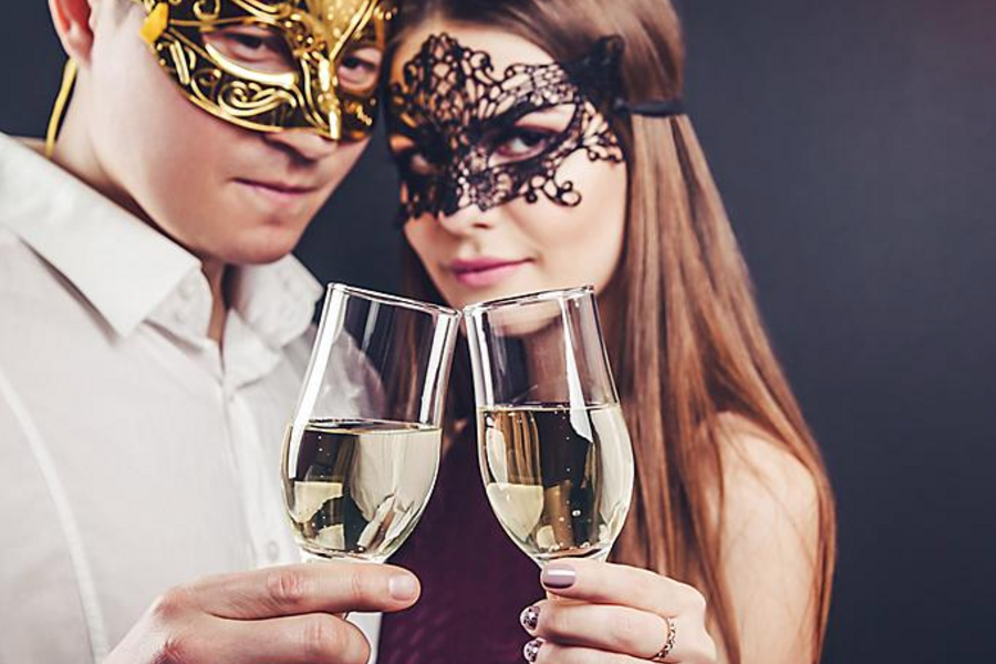 RCI Theme Nights.png